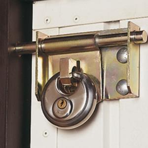 FAQ: Do I need a lock on my garage door?